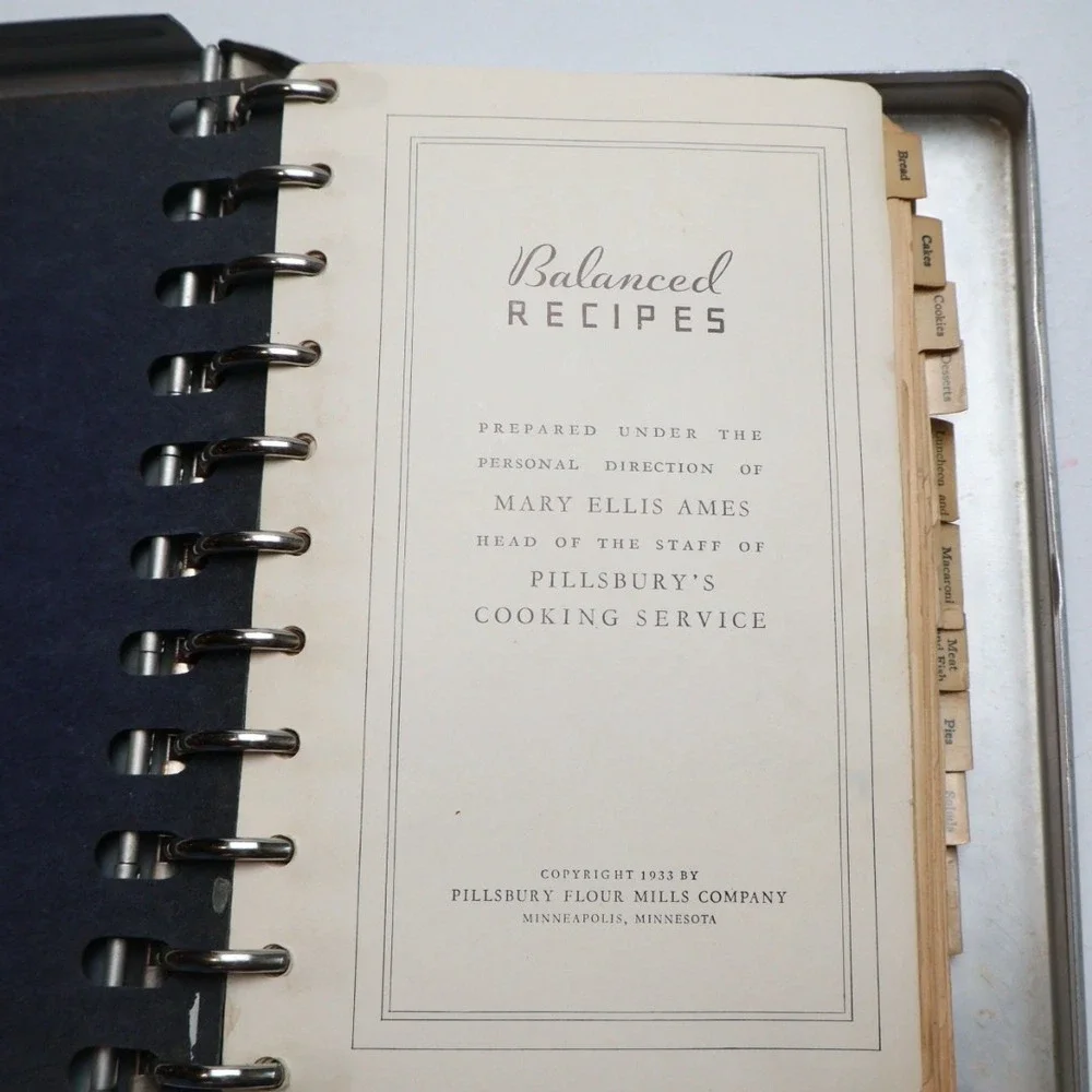 Balanced Recipes Cook book Pillsbury Flour Mi1ls Co. 1933 Spiral First Edition